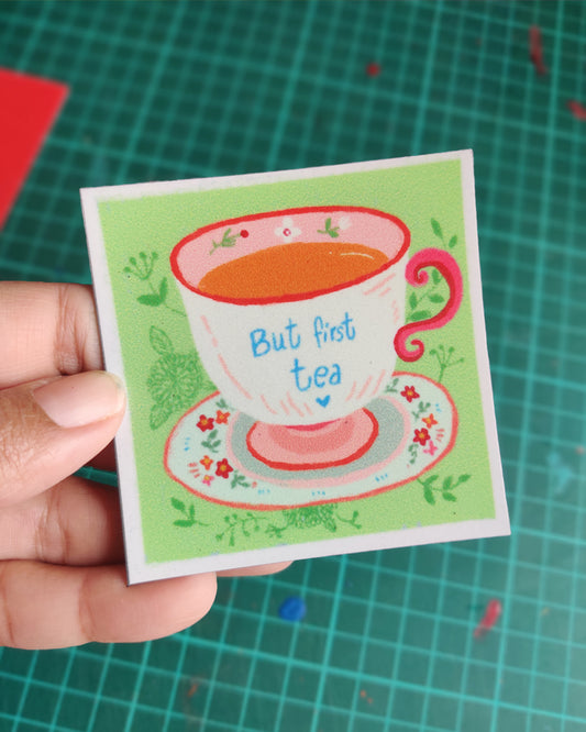 White cup square magnet